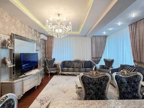 4 otaqlı mənzil, 175 m², 8 Noyabr: 480 000 ₼ 2