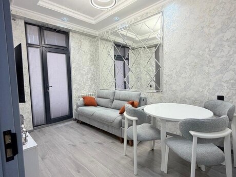 Объявление №6364365 - Баку, м. Кара Караев, 2-комн., 42 м², 16/17 этаж