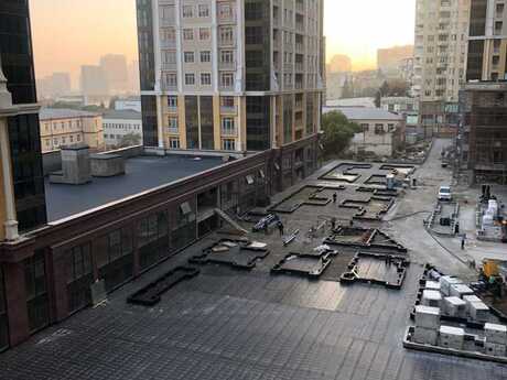 Triumph Palace kompleksində 2 otaqlı yeni tikili mənzil kirayə verilir, 50 m², 750 AZN/ay, şəkil 2 / 10