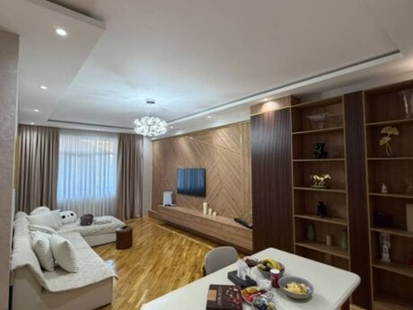 Объявление №6364421 - Баку, м. Ази Асланов, 3-комн., 134 м², 3/16 этаж