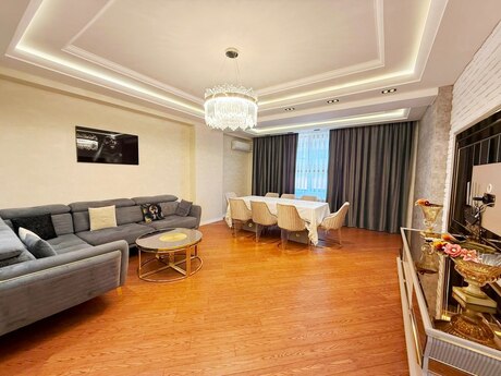 Elan №6364462 - Bakı, Elmlər Akademiyası m., 3 otaqlı, 122 m², 3/17 mərtəbə