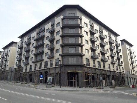 Elan №6364468 - Bakı, Ağ şəhər q., 3 otaqlı, 130 m², 3/6 mərtəbə