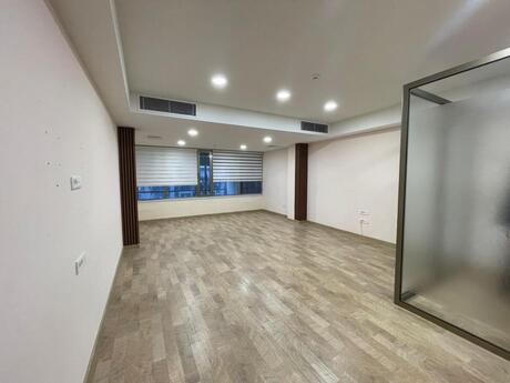 1 otaqlı ofis - Ağ şəhər q. - 45 m²