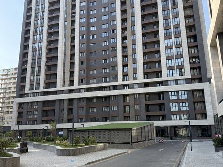 3-комн. новостройка - м. Шах Исмаил Хатаи - 170 м²