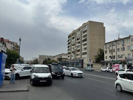 Gənclikdə 2 otaqlı köhnə tikili mənzil satılır, 52 m², 142 800 AZN, şəkil 2 / 12