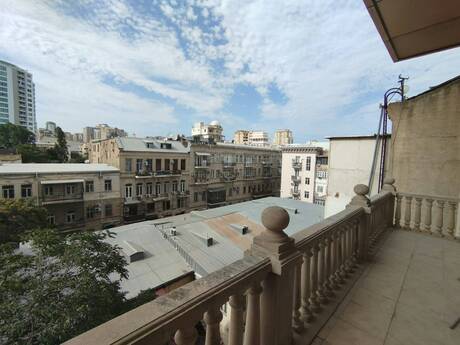 Kirayə 3 otaqlı mənzil, 160 m², Sahil: 2 000 ₼/ay 4