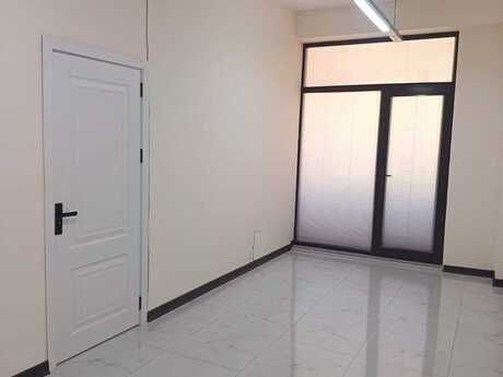 2-комн. офис - м. 28 мая - 49 м²