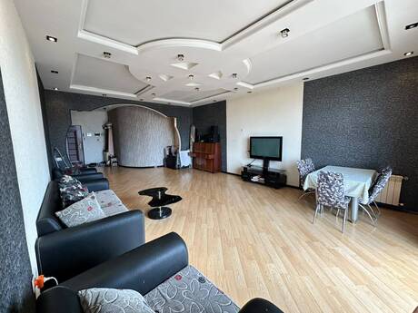 3 otaqlı mənzil, 126 m², Nizami: 350 000 ₼ 2