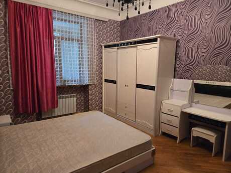 4 otaqlı köhnə tikili - Nəriman Nərimanov m. - 110 m²