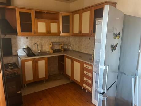 2 otaqlı köhnə tikili - Memar Əcəmi m. - 65 m²