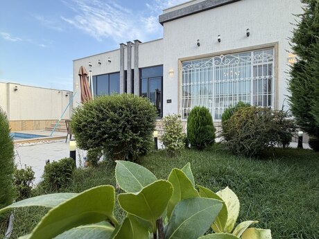 4 otaqlı həyət evi/bağ evi - Mərdəkan q. - 170 m²