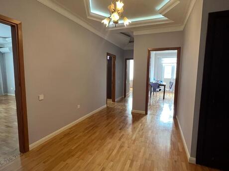 4-room apartment, 172 m², 8-ci mikrorayon: 380 000 ₼ 5