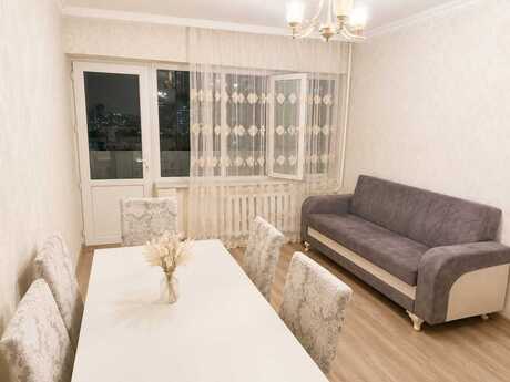 2-комн. вторичка - м. Иншаатчылар - 70 м²