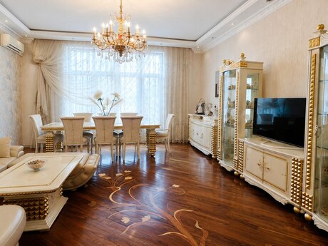 Объявление №6365473 - Баку, м. Ичеришехер, 3-комн., 120 м², 8/15 этаж
