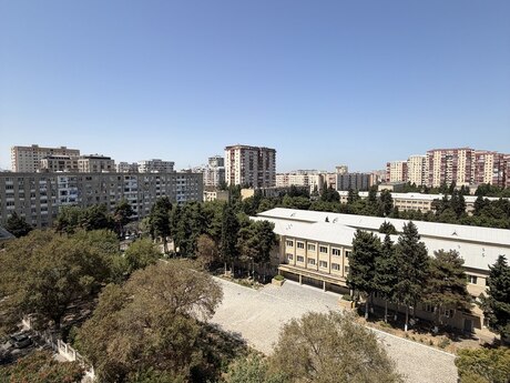 Продаётся 2-комнатная квартира в старом фонде, Əhmədli, 48 м², 147 000 AZN, фото 2 / 10