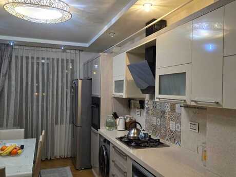 Elan №6365614 - Bakı, Xalqlar Dostluğu m., 5 otaqlı, 120 m², 4/9 mərtəbə