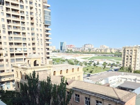 Kirayə 2 otaqlı mənzil, 100 m², Nərimanov: 1 200 ₼/ay 5