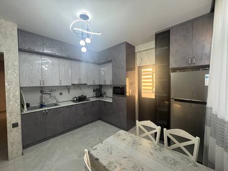 Memar Əcəmidə 3 otaqlı yeni tikili mənzil kirayə verilir, 110 m², 950 AZN/ay, şəkil 4 / 9