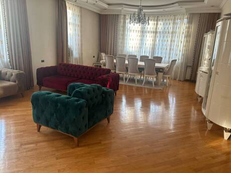 10 otaqlı həyət evi/bağ evi - Nəsimi m. - 830 m²