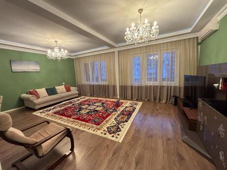 3 otaqlı köhnə tikili - Azadlıq Prospekti m. - 110 m²