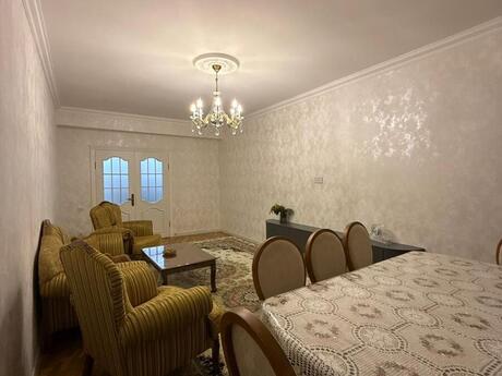 4 otaqlı mənzil, 135 m², İnşaatçılar: 267 000 ₼ 2