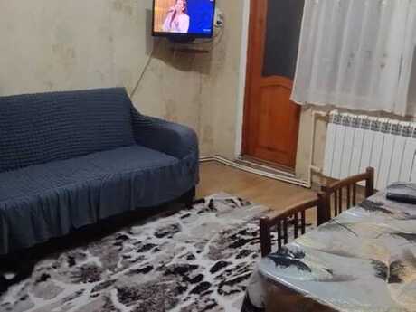 Elan №6365978 - Bakı, Gənclik m., 3 otaqlı, 50 m², 4/4 mərtəbə
