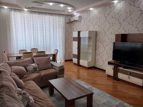 Объявление №6366004 - Баку, м. 8 ноября, 3-комн., 140 м², 15/18 этаж