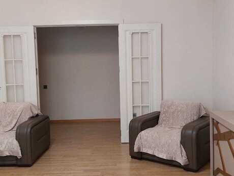 4 otaqlı mənzil, 145 m², İnşaatçılar: 280 000 ₼ 2