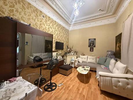 Elan №6366149 - Bakı, İçəri Şəhər m., 2 otaqlı, 60 m², 1/2 mərtəbə
