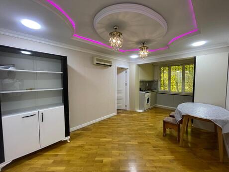 2 otaqlı köhnə tikili - Xalqlar Dostluğu m. - 60 m²
