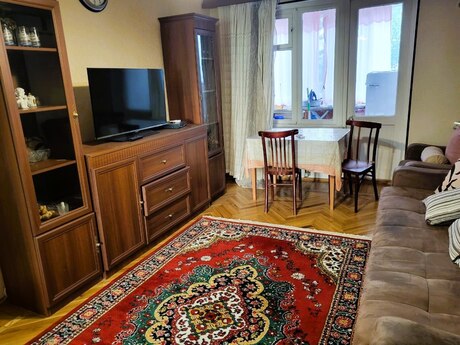 Elan №6366173 - Bakı, Elmlər Akademiyası m., 3 otaqlı, 80 m², 3/5 mərtəbə