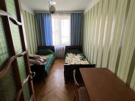 3-комн. вторичка - м. Элмляр Академиясы - 110 м²