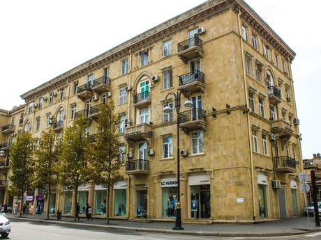 Объявление №6366282 - Баку, м. Ичеришехер, 3-комн., 80 м², 5/5 этаж