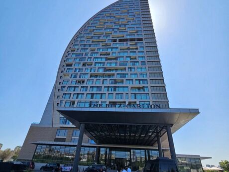 Elan №6366314 - Bakı, Şah İsmayıl Xətai m., 2 otaqlı, 93 m², 17/28 mərtəbə