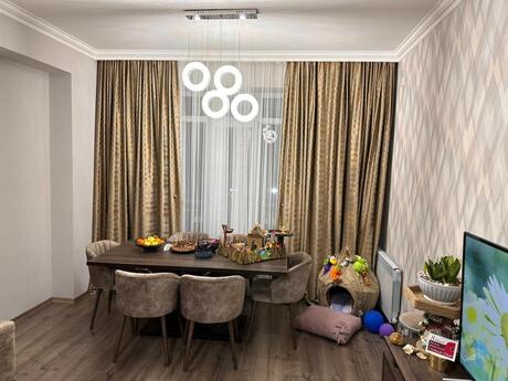 3-комн. новостройка - м. 20 января - 107 м²
