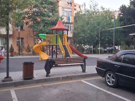 4 Qara Qarayev