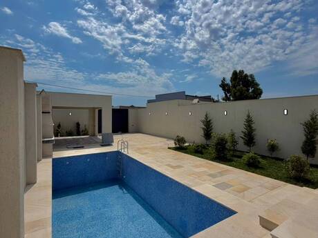 4 otaqlı həyət evi/bağ evi - Şüvəlan q. - 150 m²