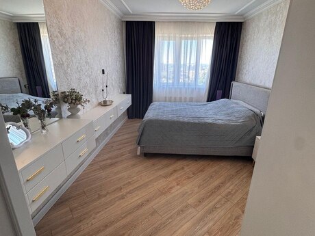 3-комн. вторичка - м. Ази Асланов - 80 м²