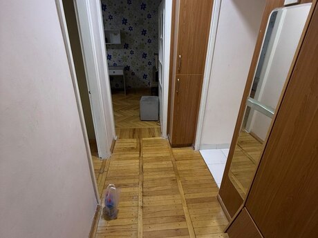 3 otaqlı köhnə tikili - Elmlər Akademiyası m. - 90 m²