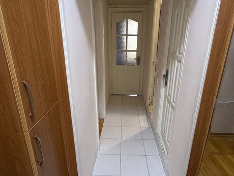 3 otaqlı köhnə tikili - Elmlər Akademiyası m. - 90 m²
