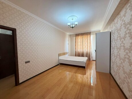 Elan №6366787 - Bakı, Yeni Günəşli q., 1 otaqlı, 44 m², 8/12 mərtəbə