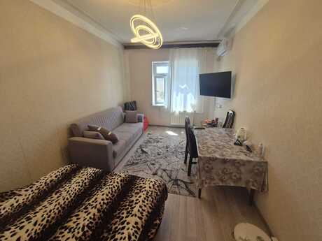 Elan №6366939 - Bakı, Yeni Günəşli q., 1 otaqlı, 40 m², 9/9 mərtəbə