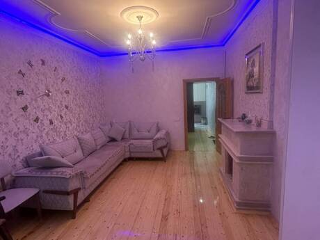 Elan №6366991 - Bakı, Azadlıq Prospekti m., 4 otaqlı, 100 m², 2/2 mərtəbə
