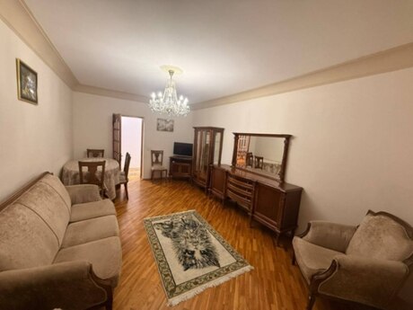 3 otaqlı köhnə tikili - Nəriman Nərimanov m. - 80 m²