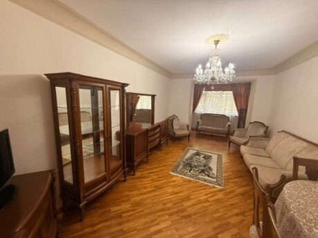 3 otaqlı köhnə tikili - Nəriman Nərimanov m. - 80 m²