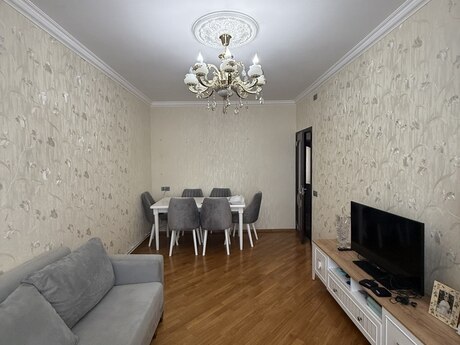 Объявление №6366960 - Баку, м. Ази Асланов, 3-комн., 80 м², 7/9 этаж