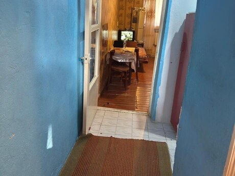 1 otaqlı həyət evi/bağ evi - Binəqədi q. - 30 m²