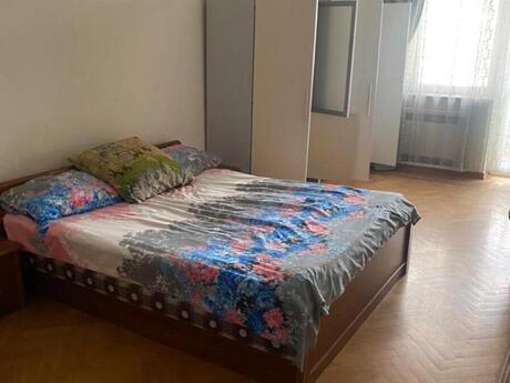 2 otaqlı yeni tikili - 8 Noyabr m. - 80 m²