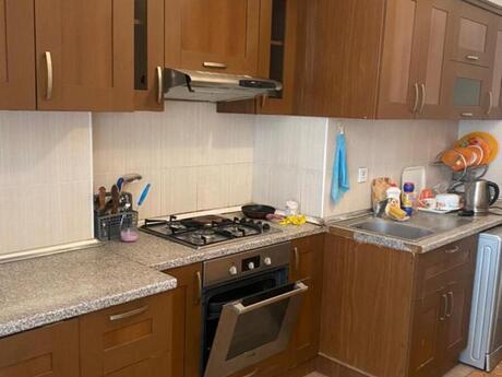 2 otaqlı yeni tikili - 8 Noyabr m. - 80 m²