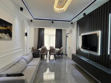 Elan №6367126 - Bakı, Şah İsmayıl Xətai m., 2 otaqlı, 70 m², 6/18 mərtəbə